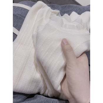 Organza pleteni džemper, dugi rukavi, okrugli ovratnik, slobodan kroj, kratka duljina (≤40 cm)