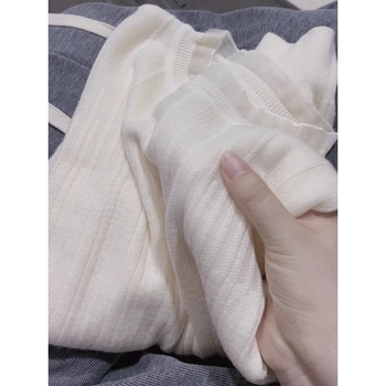 Organza pleteni džemper, dugi rukavi, okrugli ovratnik, slobodan kroj, kratka duljina (≤40 cm)