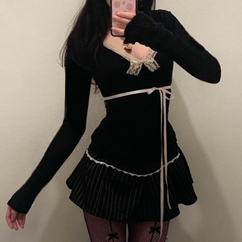 Majica s mašnicom, V izrezom, dugi rukav, uži kroj (mješavina poliestera i spandeksa)