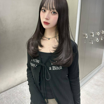 T-shirt u korejskom stilu, uskog kroja, dugi rukavi, čipkasti rub i U izrez