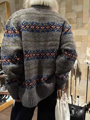 Cardigan, debeli vuneni pleteni materijal, V-izrez, dugi rukavi, 95% vuna, jesen 2025