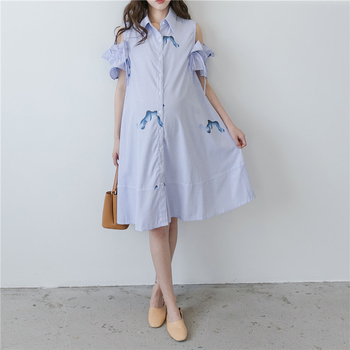 Haljina za trudnice od chenilla s kragnom od krzna, fishtail suknja, udio pamuka ispod 30%