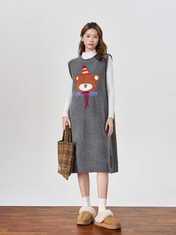 Плетена рокля за бременни, без ръкави, кръгло деколте, 95% полиестер, животински принт