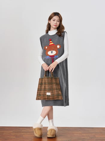 Плетена рокля за бременни, без ръкави, кръгло деколте, 95% полиестер, животински принт