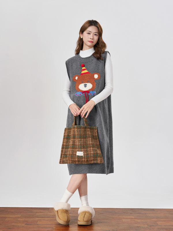 Плетена рокля за бременни, без ръкави, кръгло деколте, 95% полиестер, животински принт