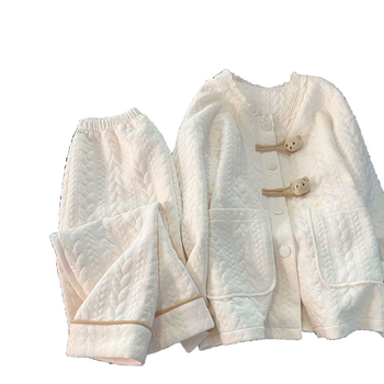 Trudnički set pidžama od pamuka, debela tkanina 251–300 g/m², okrugli izrez, dugi rukav, duge hlače