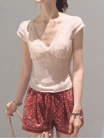 Top Lyocell T-shirt cu dantelă dublă, decolteu în V cu bretele, croială Slim fit, mâneci scurte