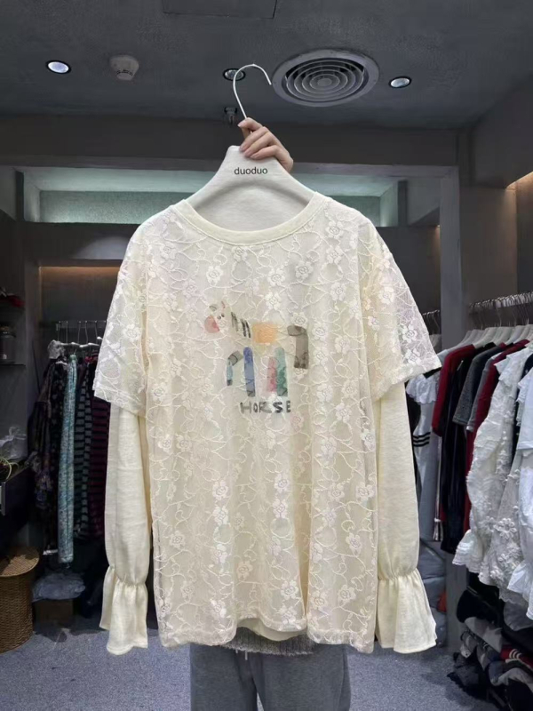 Tricou de damă — imprimeu anime, din poliester, mâneci lungi, guler rotund, croială dreaptă casual