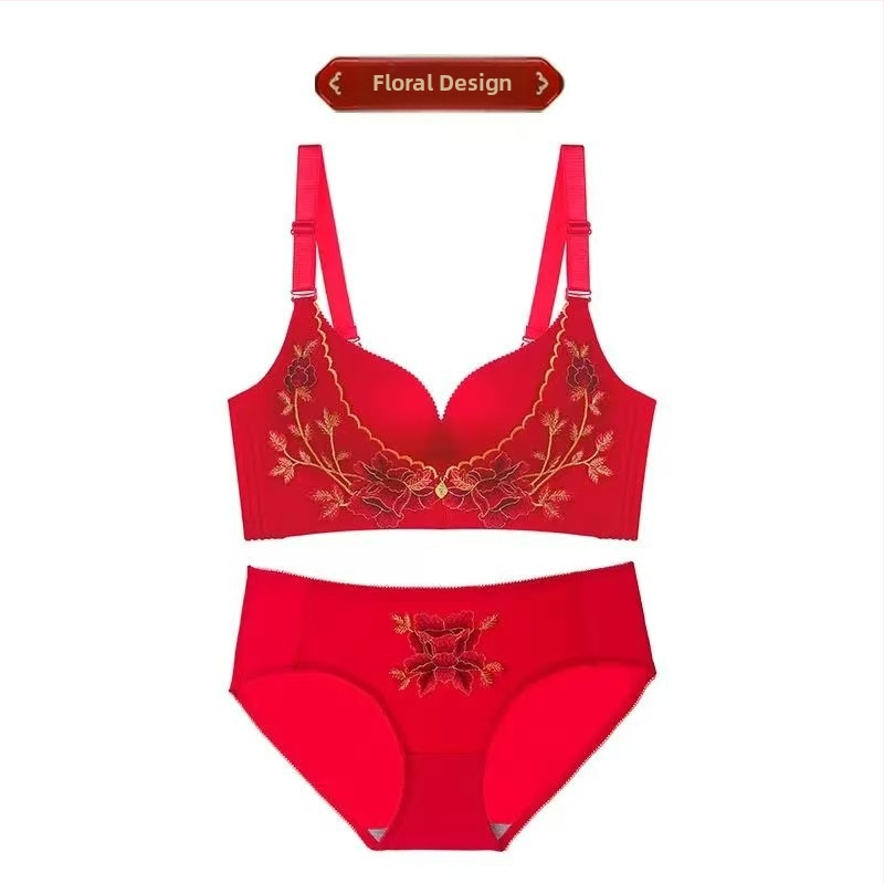 Set de lenjerie pentru nuntă în stil tradițional chinezesc, fără inele metalice; cupă 3/4; cupă modelată: subțire sus, gros jos; bretele fixe duble; închidere spate cu patru rânduri.