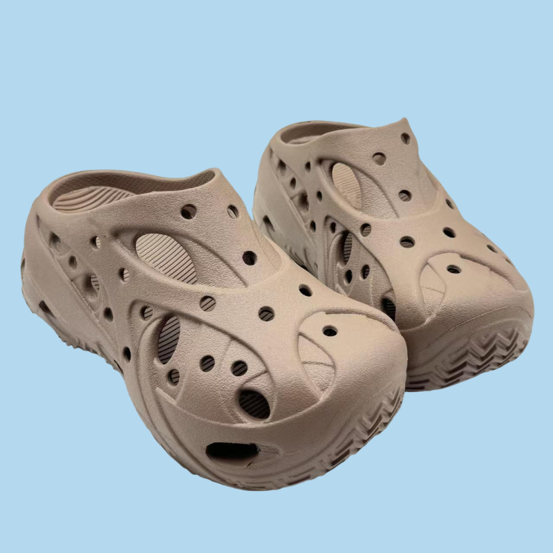 Sandale unisex Crocs-style, talpă EVA 3 cm, creștere înălțime, respirante și anti-derapante.