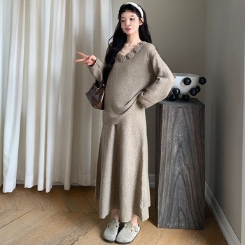 Майчин комплект от две части с пуловер с яка — дълги ръкави, пролет 2025, PVC плат