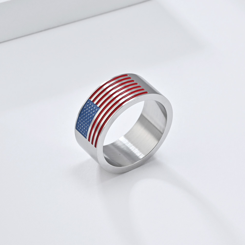 Prsten s američkom zastavom – zvijezde i pruge, nehrđajući čelik, geometrijski dizajn, polirana površina, unisex