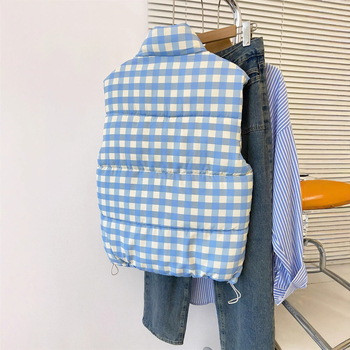 Жилетка с пълнеж от памук, със стояща яка и каре, закопчаване цип, полиестер-еластанова материя, Зимен сезон 2025