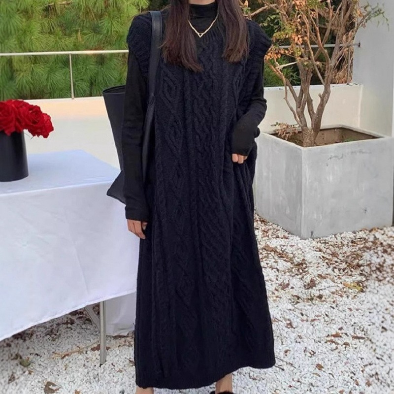 Дълъг плетен жилет с качулка – корейски стил, свободен силует, кръгло деколте, велурено плетиво, акрилно-полиестерна смес