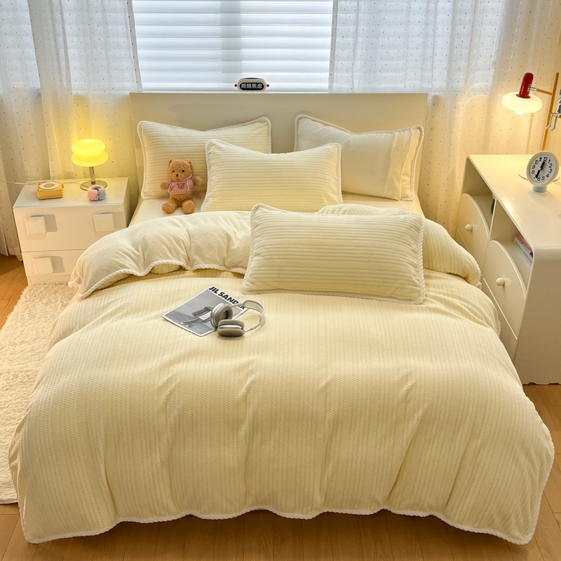 Set cu husă de pilotă din velur de lapte, patru piese, iarnă-toamnă, țesătură jacquard și satin, 3000–3500 g