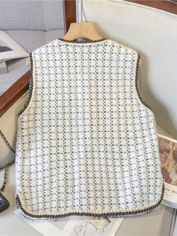 Безръкав жилет с V-образно деколте, имитационен Mink велур, каре принт, свободна кройка