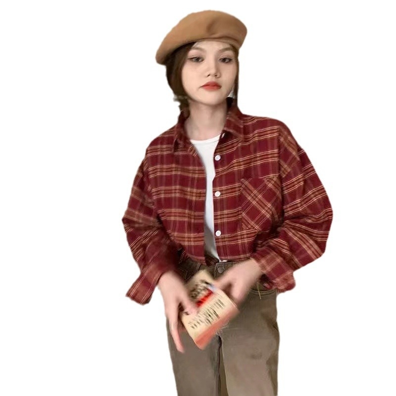 Poliesterska karirana košulja-cardigan s dugim rukavima, ovratnik tip lapel, kopčano zatvaranje, opušteni japansko-korejski stil
