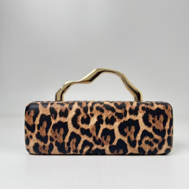 Ženska večernja torbica s leopard printom, PU koža, pravokutni baguette oblik, magnetsko zatvaranje, poliester podstava, svakodnevna upotreba