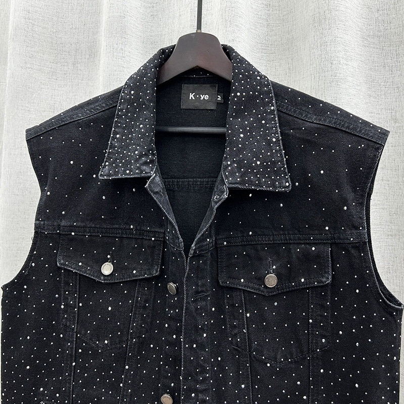 Muški bezruk vest s džins stilom i rhinestones ukrasima – širok kroj, korejski stil