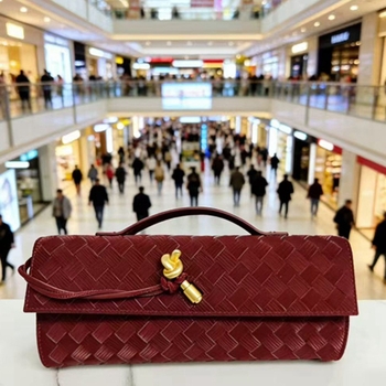 Kožna crossbody torbica, casual stil, zaključavanje kopčom, poliester podstava