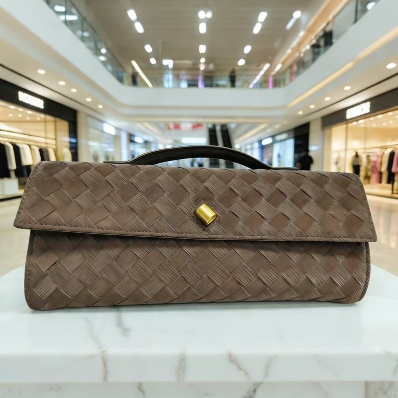 Kožna crossbody torbica, casual stil, zaključavanje kopčom, poliester podstava