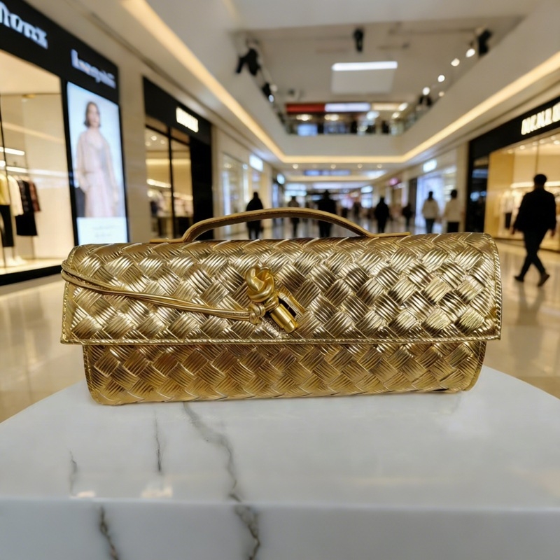 Kožna crossbody torbica, casual stil, zaključavanje kopčom, poliester podstava