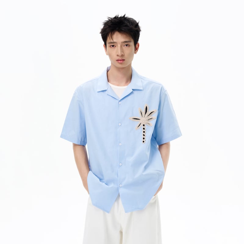 Cămașă de bărbați, material respirabil, mâneci scurte, croială lejeră, buzunar decorativ, culoare solidă