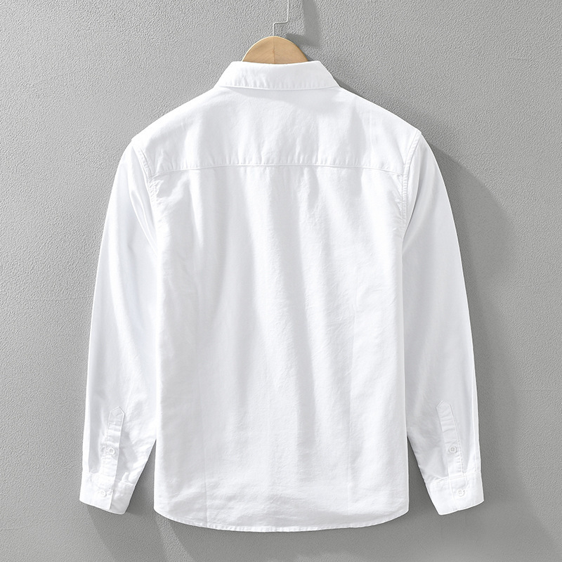 Cămașă în stil japonez cu dungi, mâneci lungi, croială lejeră; 100% bumbac.