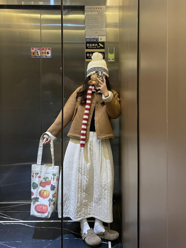 Пола с А-образен силует, миди дължина, едноцветна, полиестер, микроеластична