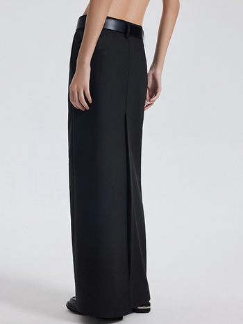 Дълга пола с цепка, ханшово подчертана кройка, едноцветна полиестерова материя, 95% полиестер, стил: градски делови
