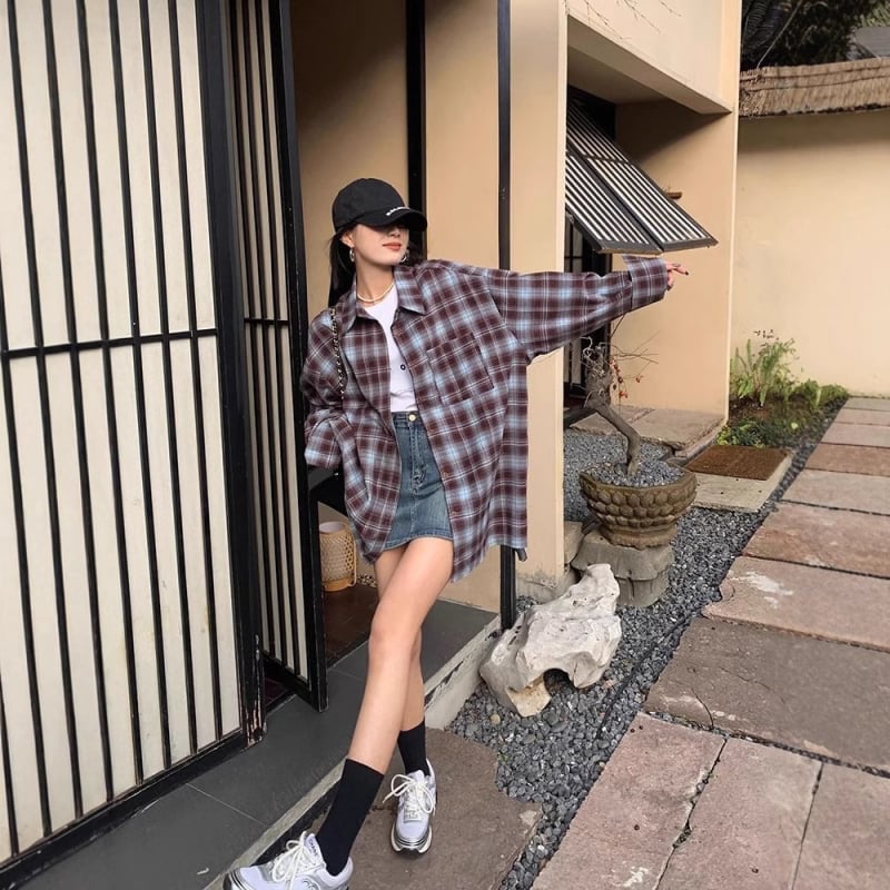 Риза с каре шарка, дълги ръкави, яка поло, свободна кройка, полиестерна смес