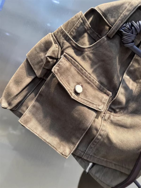 А-образна къса дънкова пола с множество джобове, без бръчки, памук-полиестър смес, пролет 2026