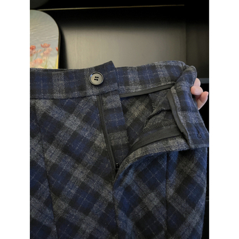 Пола русалка от полиестер с решетъчна шарка и мъхеста обработка, средна дължина, есен 2025