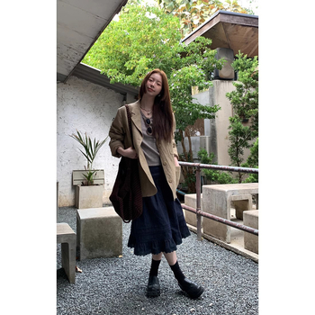 A-linijska midi suknja od pamuka i lana, 90–95% pamuka, mikroelastičnost, proljeće 2025