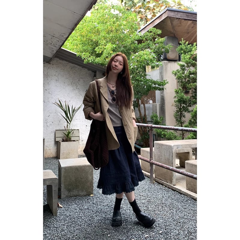 A-linijska midi suknja od pamuka i lana, 90–95% pamuka, mikroelastičnost, proljeće 2025