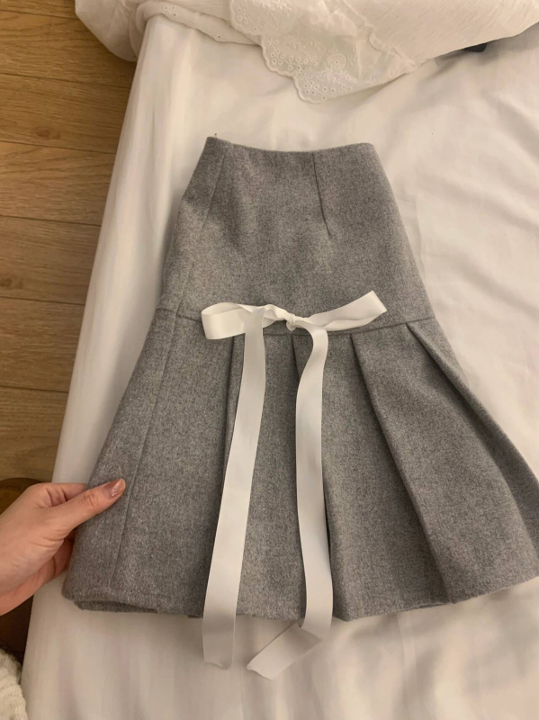 Baletno inspirirana plisirana suknja, kratka, visoki struk, poliester (95%+)