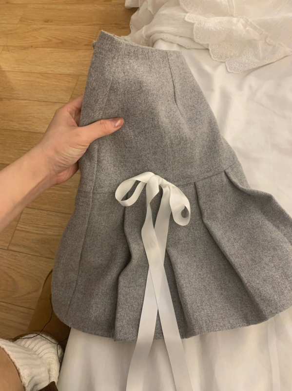 Baletno inspirirana plisirana suknja, kratka, visoki struk, poliester (95%+)