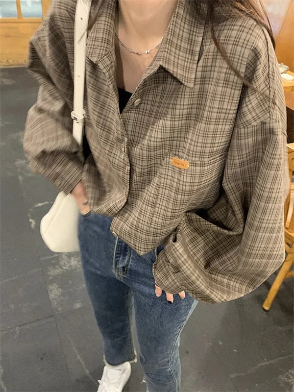 Риза-яке с каре, поло яка, дълги ръкави, средна дължина, полиестер 95%+