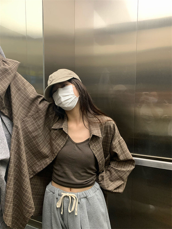 Риза-яке с каре, поло яка, дълги ръкави, средна дължина, полиестер 95%+