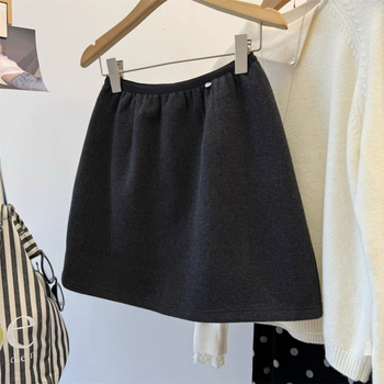 Qunmu Ženska A-linijska kratka suknja, poliester sa svilenim sjajem