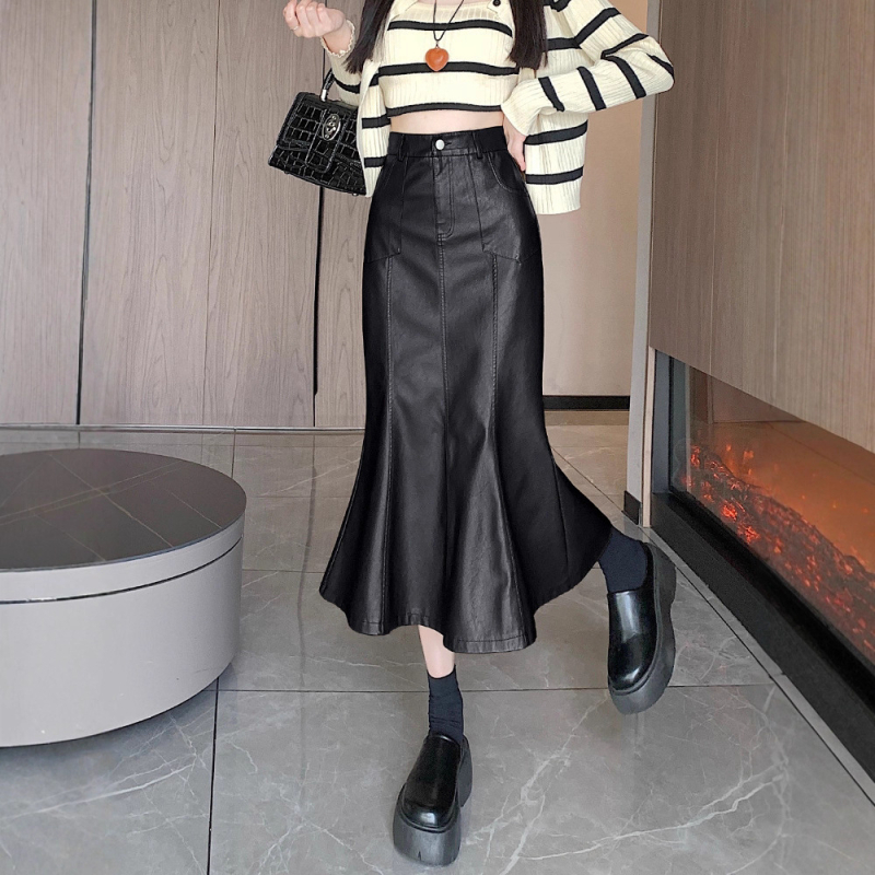 Duga PU kožna suknja s repom ribe, visokim strukom, rub s listom lotosa, jesen 2025