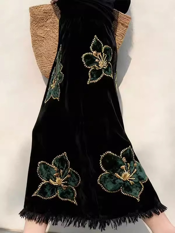 Midi suknja ravnog kroja, pamuk-poliester smjesa, jednobojna, detalji patchwork, elegantan poslovni stil