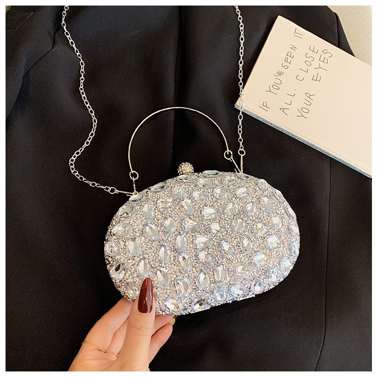 Diamantom ukrašena večernja clutch torba, akrilno tijelo, ovalni oblik, zatvarač, džep za telefon