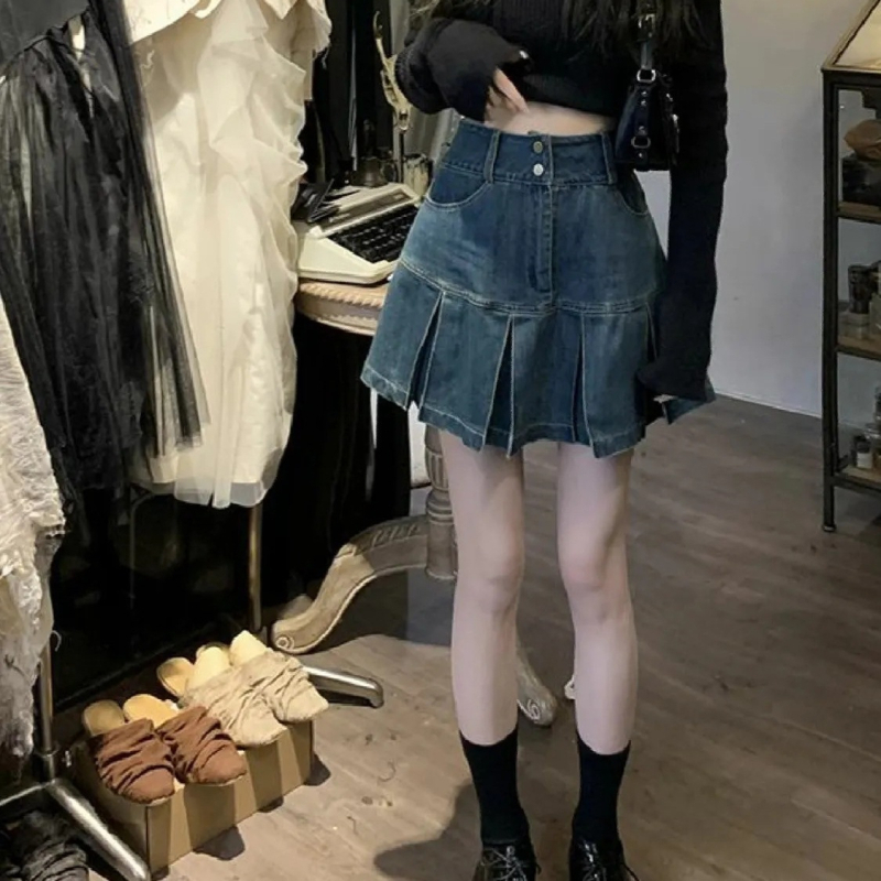 Denim plisirana kratka suknja - visokim strukom, jednofarbeni uzorak, pamuk-denim mješavina, jesen 2025
