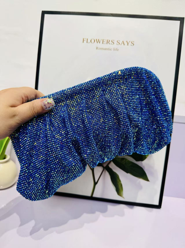 Francusko-stilna večernja torbica s rhinestones, ABS tijelo, poliester podstava, 3D dizajn oblaka, magnetno zatvaranje, crossbody
