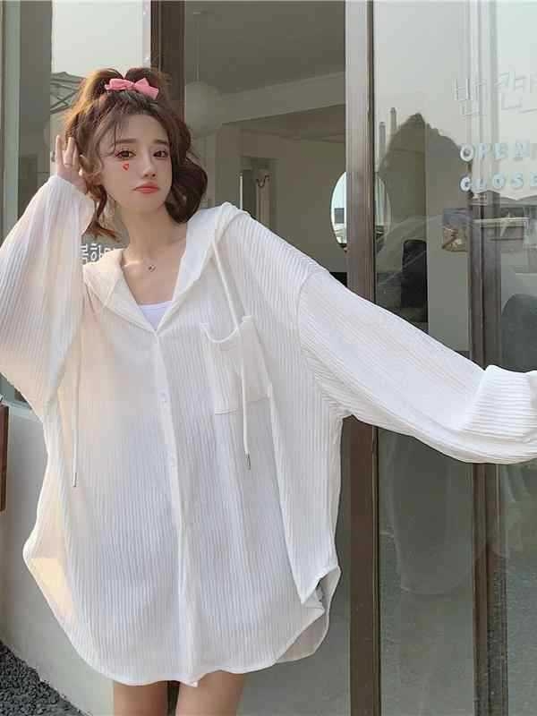 Дамско тънко летно яке с качулка и дълги ръкави, Ice Silk полиестер, съдържание на основна материя 50–70%, едноредово закопчаване