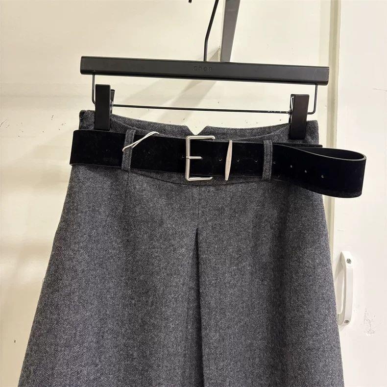 Suknja A-linije, midi duljine, poliesterska tkanina, srednja elastičnost, zima 2025, elegantan gradski stil