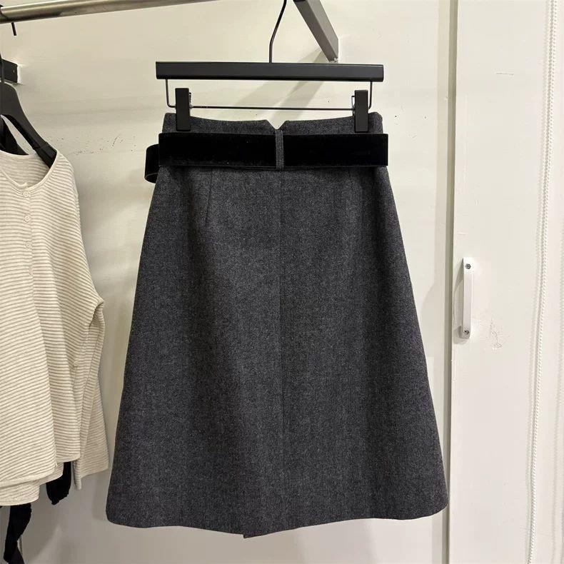 Suknja A-linije, midi duljine, poliesterska tkanina, srednja elastičnost, zima 2025, elegantan gradski stil