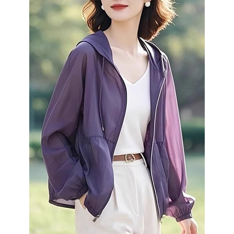 Женски лек качулков палто-кардиган, Slim fit, полиестер, еднообразен дизайн, цип