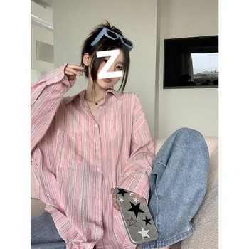 Риза‑яке с ивици от прежда, дълги ръкави, яка с ревера, средна дължина, регулярна кройка